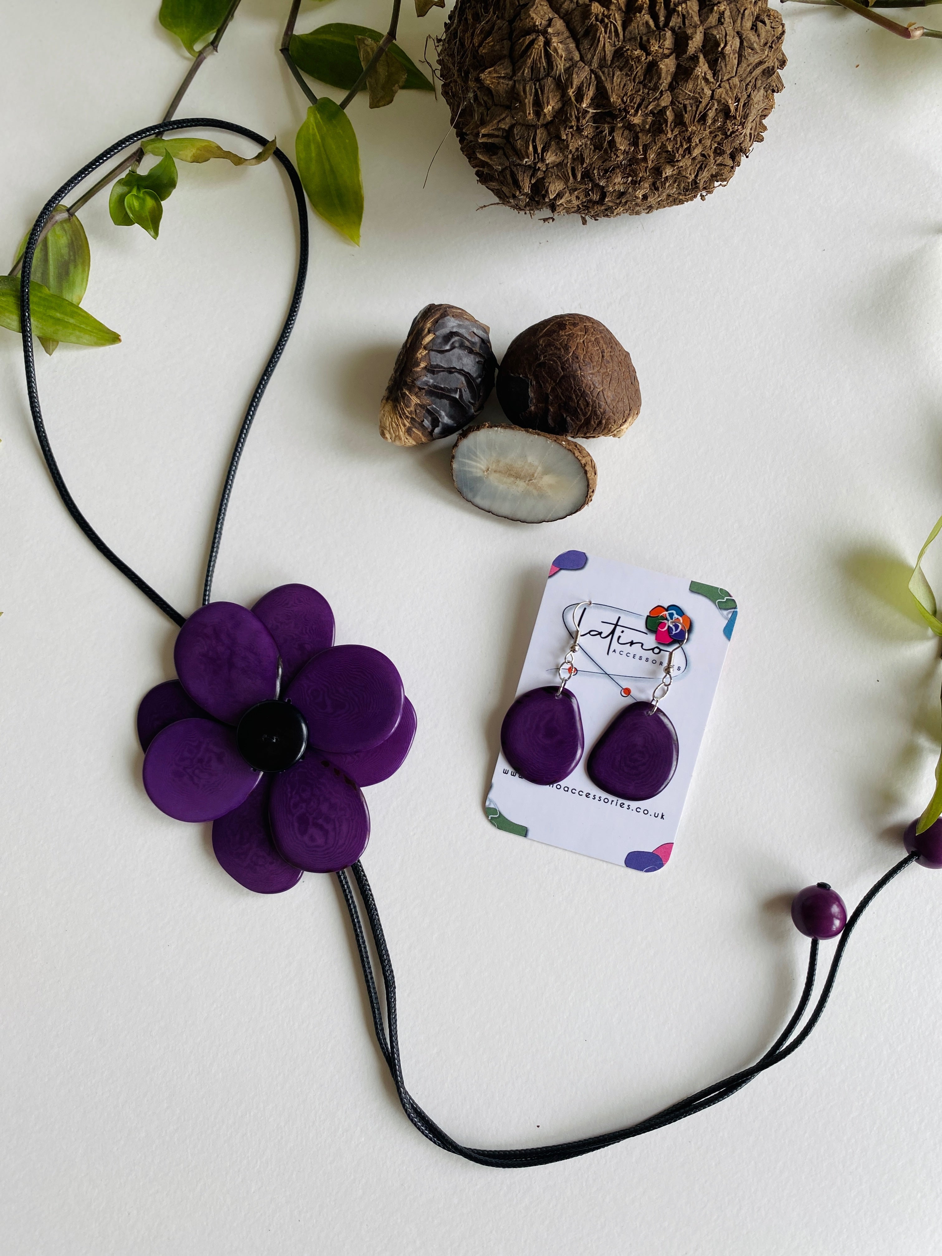 Margarita Tagua Necklace - Purple